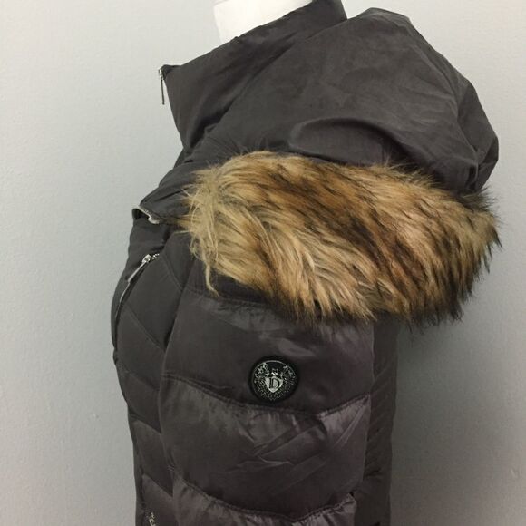 Dawn Levy Puffer Jacket - Picture 5 of 7